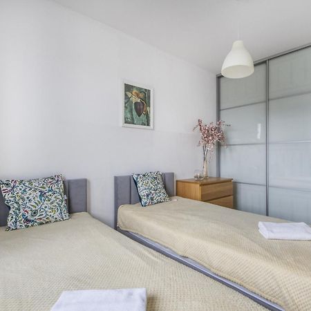 Gama Home Wyspowa 1 Варшава Екстер'єр фото